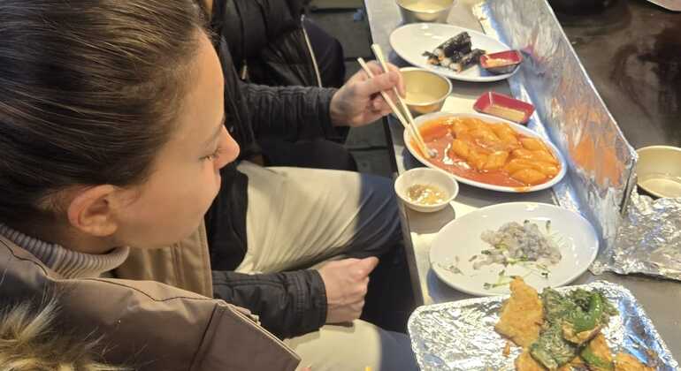 Seúl Guía de Turismo Tradicional Mercado de Pulgas de Dongmyo y Gwangjang Food Tour Corea del Sur &mdash; #3