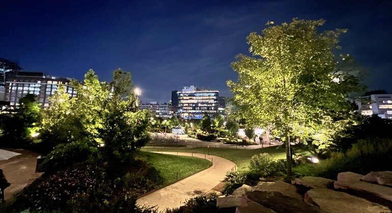 Free Tour NYC at night: The Highline Urban Hike USA &mdash; #11