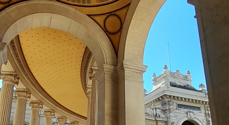 Free Tour: Walk through the Palais Longchamp and its Parks France &mdash; #2