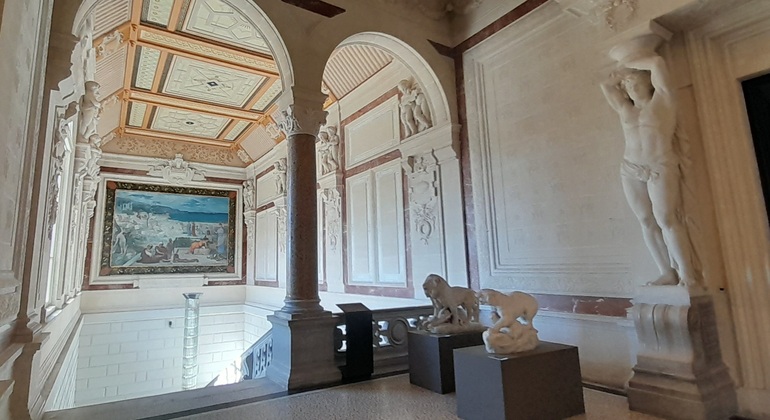 Free Tour: Walk through the Palais Longchamp and its Parks France &mdash; #5