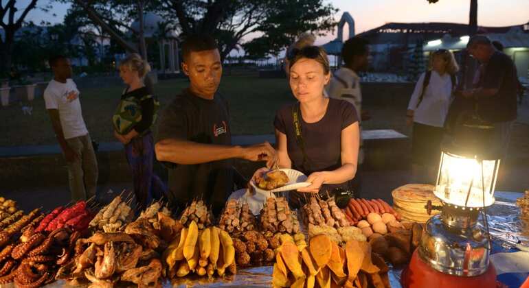 Dar by Night: Music, Markets & Secret Rooftop Bars Tanzania &mdash; #3