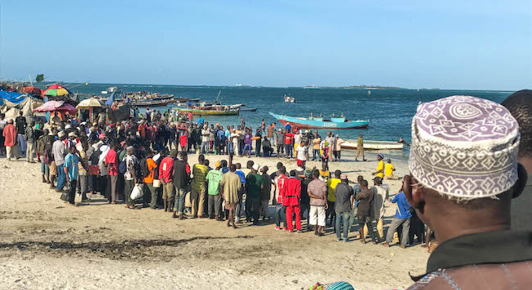 Tour nocturno de leyendas urbanas y linternas de Moshi Tanzania &mdash; #6