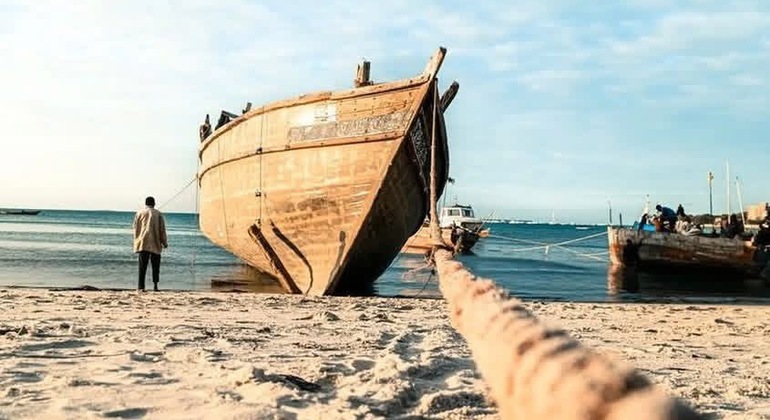 Tour nocturno de leyendas urbanas y linternas de Moshi Tanzania &mdash; #9