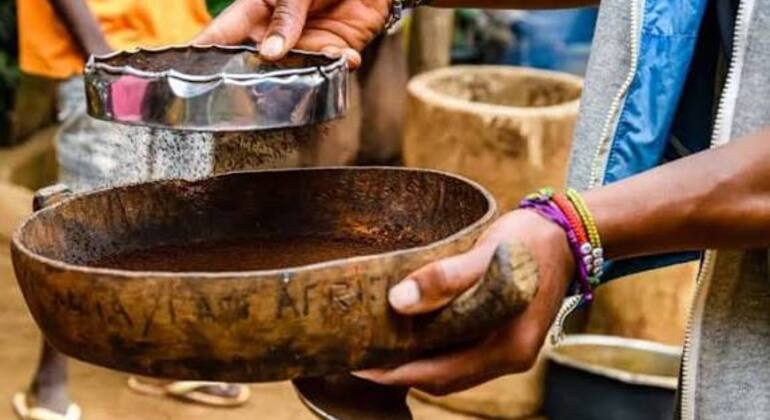 Tour nocturno de leyendas urbanas y linternas de Moshi Tanzania &mdash; #19