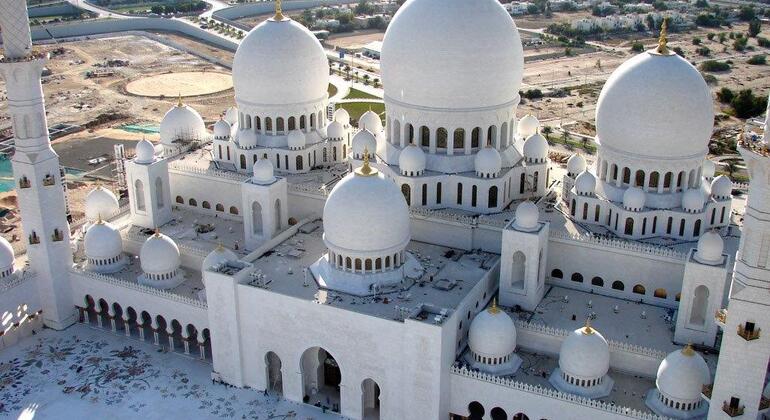 Premium Abu Dhabi City Tour with Presidential Palace & Grand Mosque global.countries. &mdash; #4