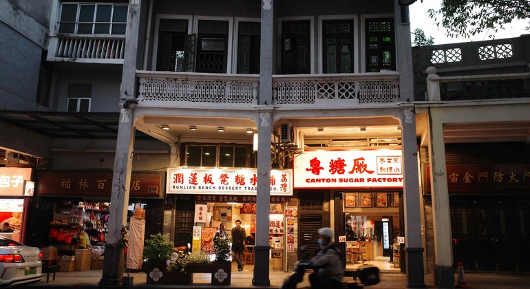 Guangzhou Free Tour: Cantonese Heritage Tour with Key Cultural Stops China &mdash; #15
