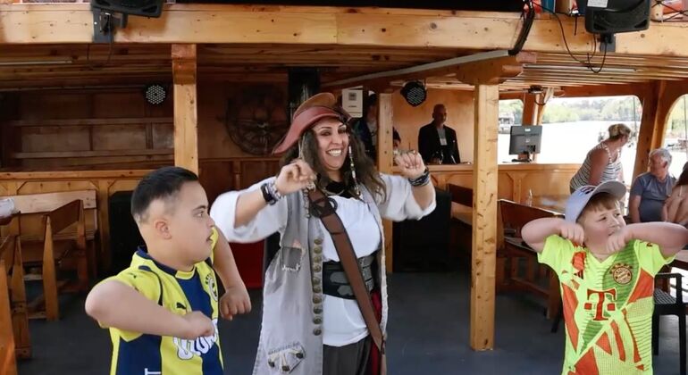 Piratenschiff-Kreuzfahrt mit Piraten-Zertifikat Bereitgestellt von Alys Tours