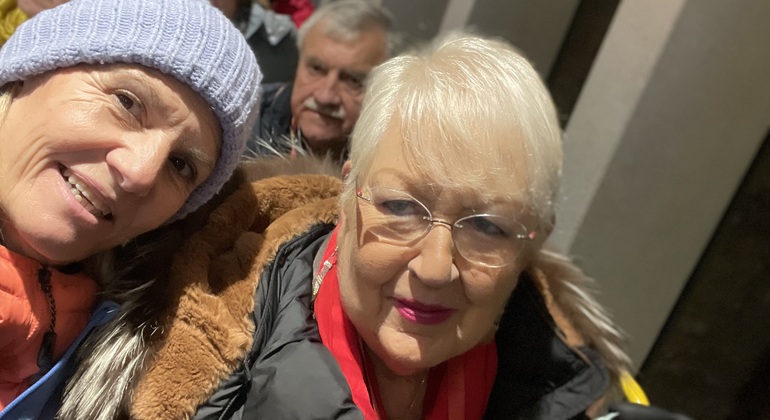 postojna-caves-and-the-medieval-castle-of-predjama-from-ljubljana-en-2