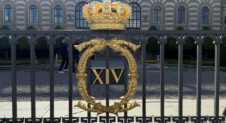 ¡Palais royal : Une visite guidée de l'extérieur à Stockholm Suède &mdash; #5
