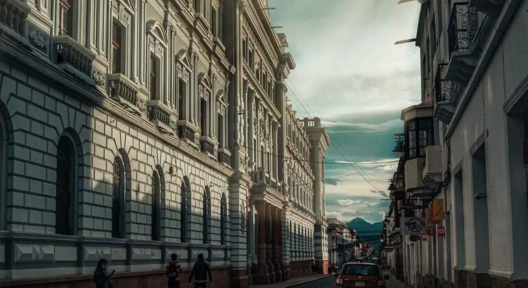 Visita gratuita: Paseo nocturno por la Ciudad Vieja 