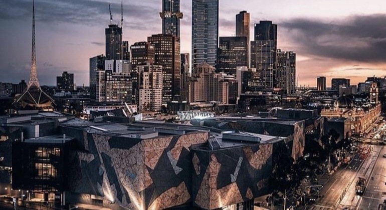 Melbourne Marvellous : Local History, Art and Culture. Fournie par Heya Tours!