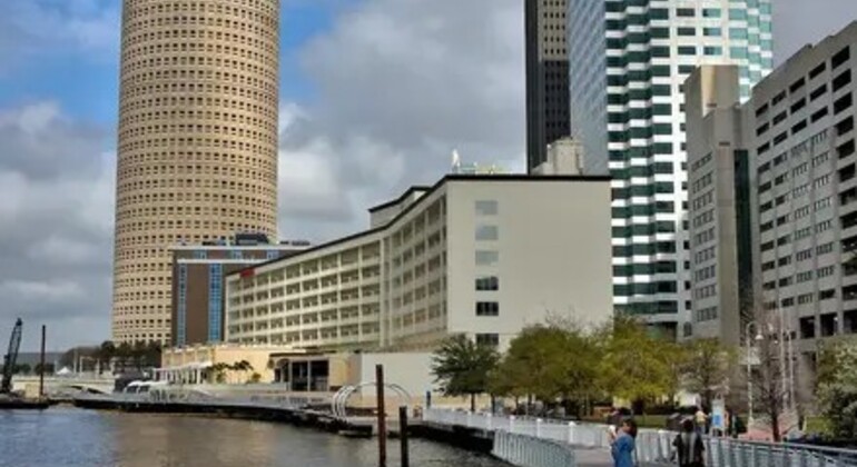the-ultimate-tampa-riverwalk-free-tour-en-4