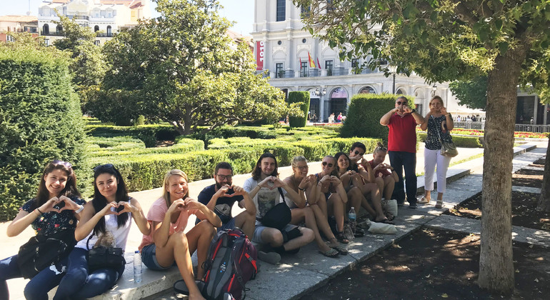 Walking Tour Madrid Essential+ Drink + Pintxo  Spain — #4