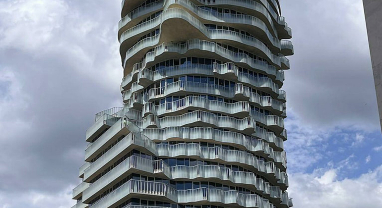 From Past to Present Tirana Free Tour Albania &mdash; #10