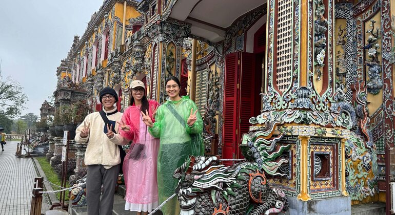 Explore la Ciudadela Imperial de Hue con acompañantes locales: Visita gratuita