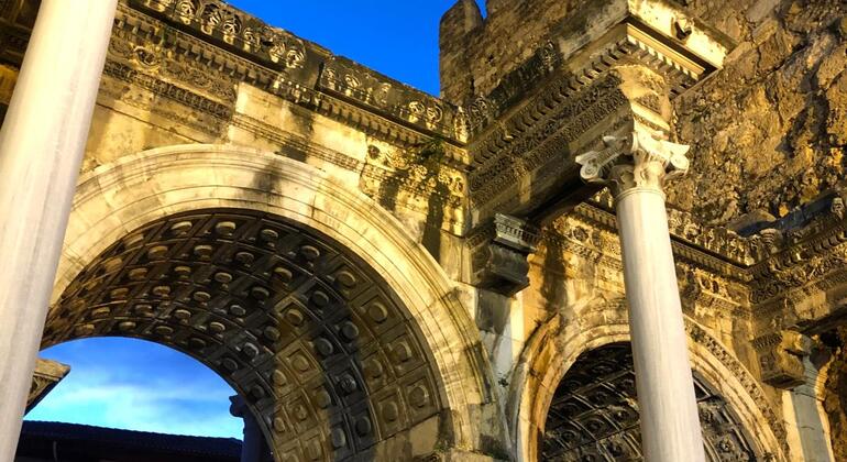 Antalya Old Town Kaleiçi Tour gratuito Vecchie tracce e racconti con gusto locale Turchia &mdash; #21