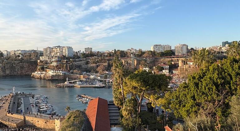 Antalya Old Town Kaleiçi Tour gratuito Vecchie tracce e racconti con gusto locale Turchia &mdash; #34