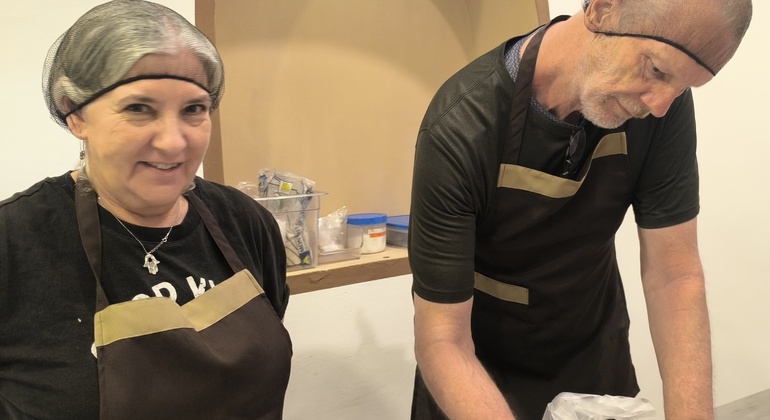 cuenca-chocolate-tour-hands-on-class-en-6