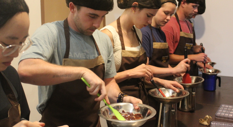 Cuenca: Chocolate Tour with Practical Class Provided by GTH TRAVEL