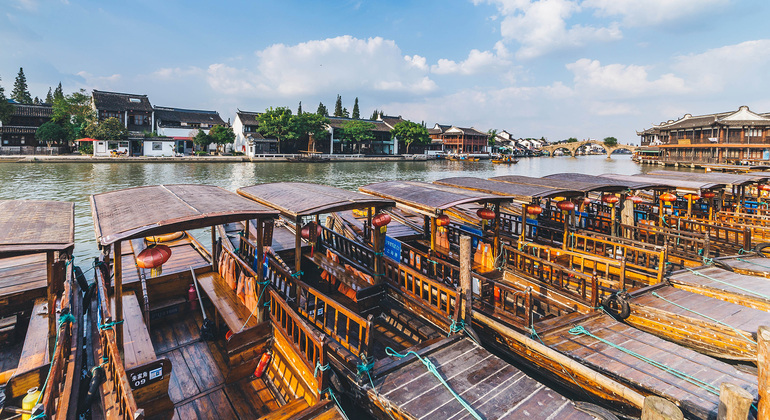 shanghai-ancient-water-town-walking-tour-zhujiajiao-ancient-town-es-2