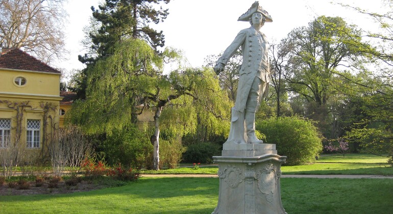 Free Tour: Invitation to the King's Round Table Provided by Aberspach