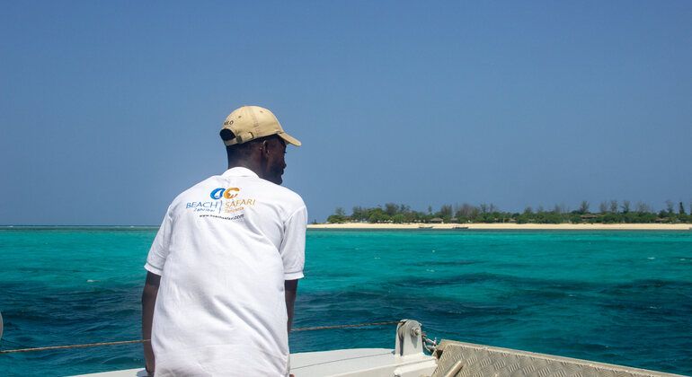 Zanzíbar: Crucero panorámico por la costa de Stone Town y buceo con tubo Tanzania &mdash; #8