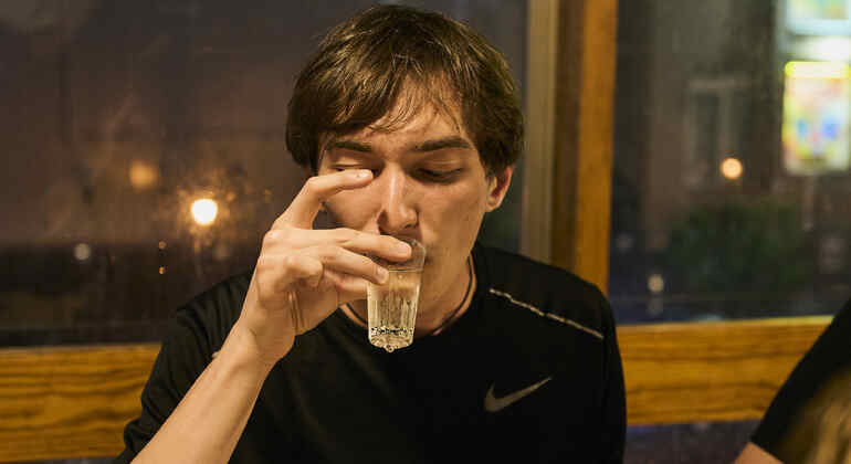 Osaka: Bar Hopping e tour notturno a piedi con la gente del posto Giappone &mdash; #5