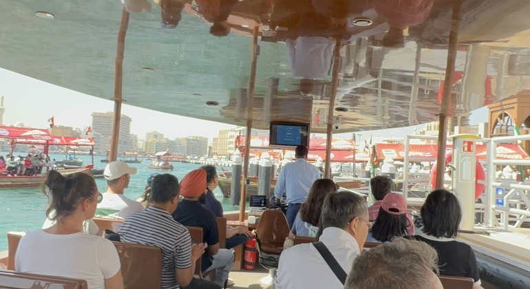 Old Dubai Free Tour avec Abra Ride : Al Fahidi, Creek & Souks Émirats arabes unis &mdash; #26