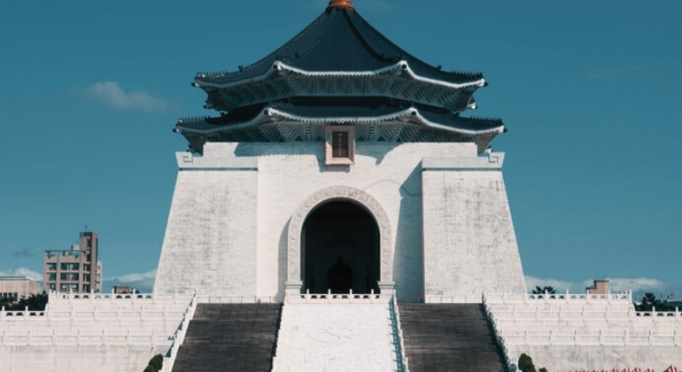 Landmarks, Culture & Street Life Free Tour of Taipei Taiwan &mdash; #2