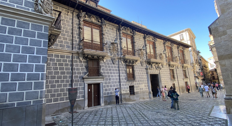 free-tour-historic-center-and-lower-albaicin-en-4