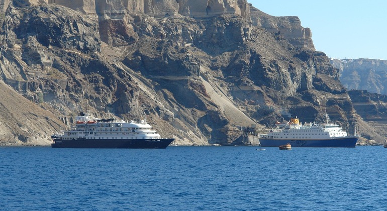 free-tour-por-santorini-en-4