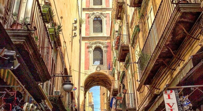 From Castel Sant'Elmo to Spaccanapoli: a Neapolitan overview Free Tour Italy &mdash; #7