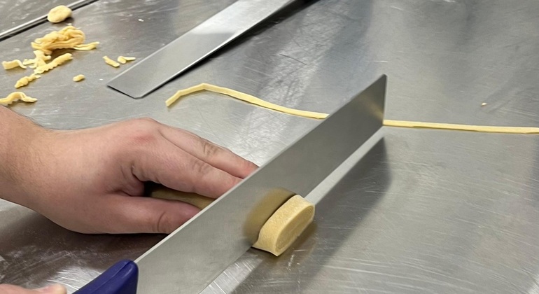 Napoli: Corso di preparazione della pasta con antipasto e bevanda Italia &mdash; #9