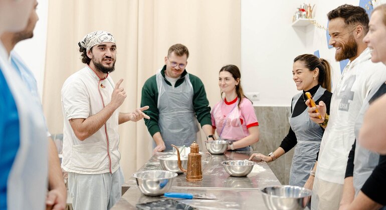 Napoli: Laboratorio di preparazione della pizza con bevanda e aperitivo Italia &mdash; #14