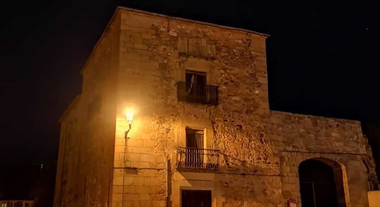 tour-echoes-of-legend-en-2