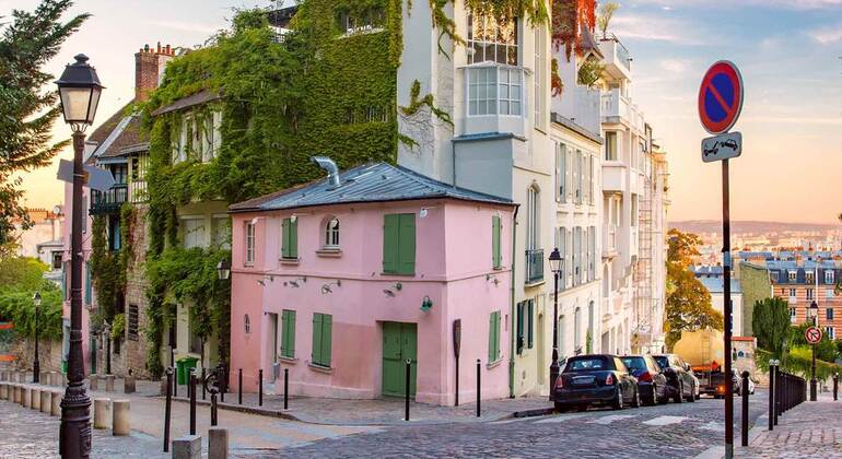 Tour de Montmartre: Walking through Art, & History