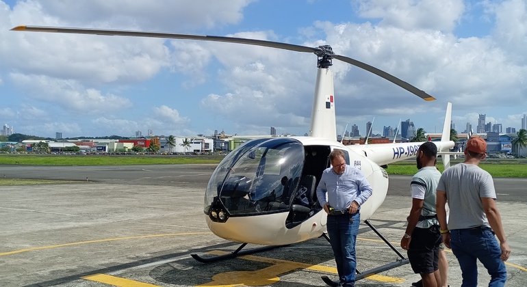 Historic Helicopter Tour Flying Over Panama City Panama &mdash; #3