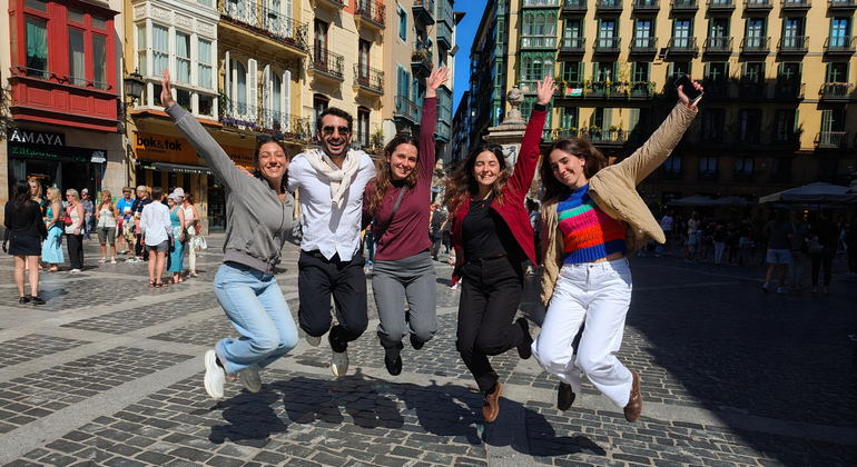 free-tour-back-to-the-future-from-the-guggenheim-es-2