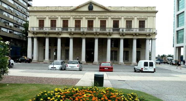 walking-tour-of-history-symbology-architecture-and-cultures-es-22