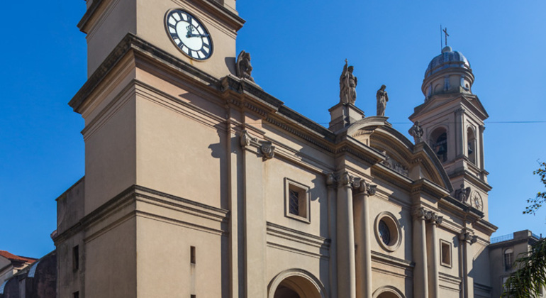 walking-tour-of-history-symbology-architecture-and-cultures-es-26