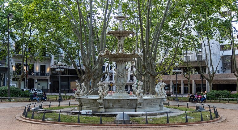 walking-tour-of-history-symbology-architecture-and-cultures-es-31