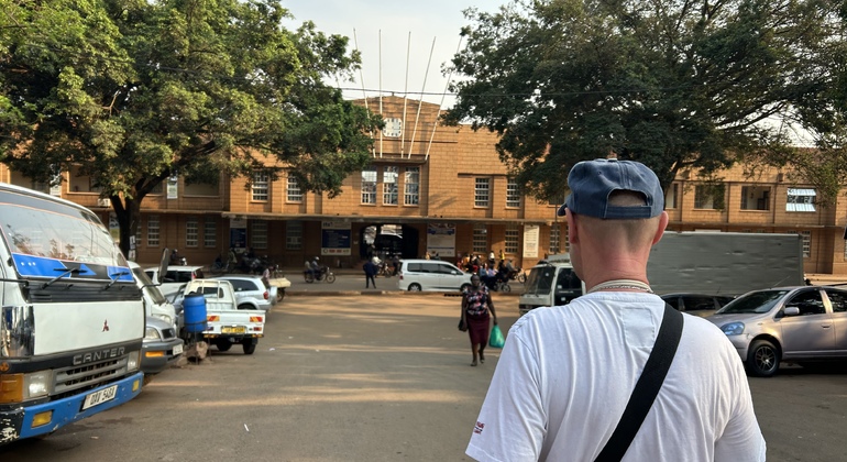 Promenade historique en train gratuit à Kampala, Uganda