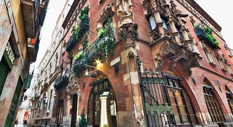 free-tour-of-barcelona-gothic-quarter-es-3
