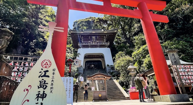 from-samurai-rule-to-seaport-japan-kamakura-enoshima-yokohama-en-6