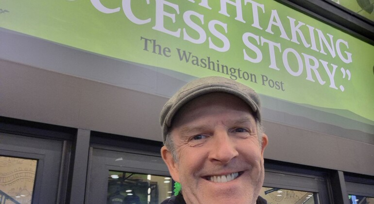 The Broadway Know-Shows Free Tour in NYC USA &mdash; #6