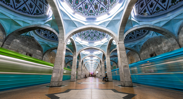 Passeio a pé por Tashkent: Metro, fé, mercados e vida nas ruas Uzbequistão &mdash; #3