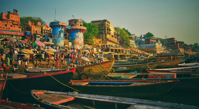 Tour gratuito di Varanasi in Royal Enfield , India