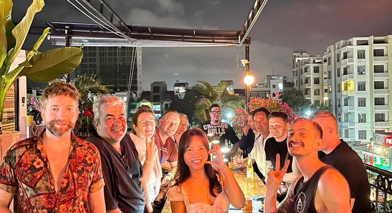 I tetti e i bar di lusso di Na Nang: tour dei cocktail Fornito da Thomas