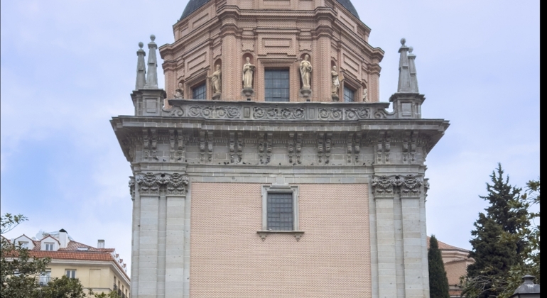 old-sacred-madrid-cathedrals-basilicas-and-churches-es-6