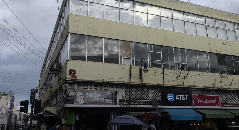 live-like-a-local-in-the-white-merida-free-tour-en-4